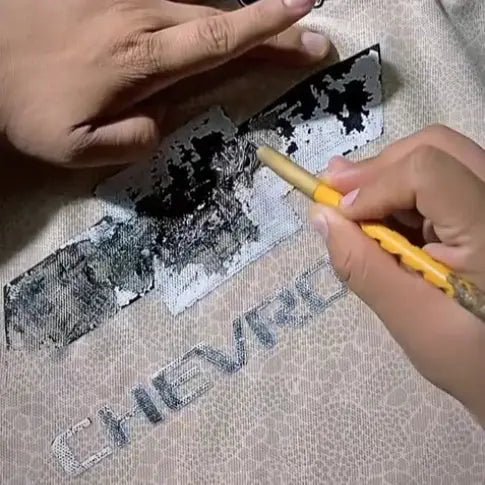 ¿Cómo quitar el logo de una camiseta de fútbol?👕 - FutbolPack