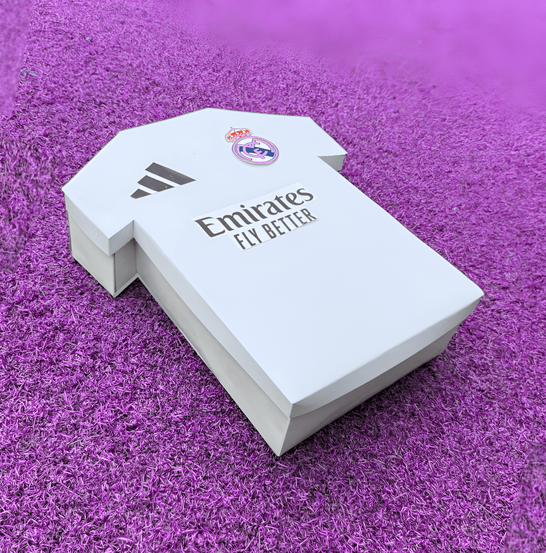 Caja Leyenda Mujer – Cristiano Ronaldo Real Madrid - FutbolPack